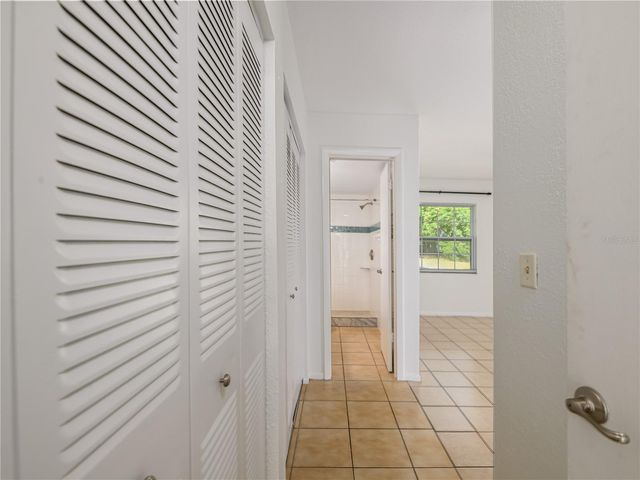 11422 WHEELING DRIVE, Tampa, FL 33625