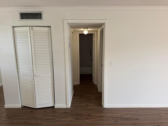 500 Bonnie Boulevard 182, Palm Springs, FL 33461