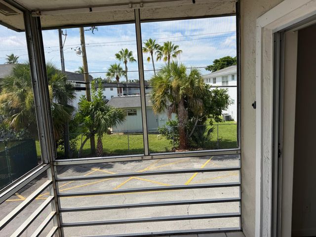 500 Bonnie Boulevard 182, Palm Springs, FL 33461