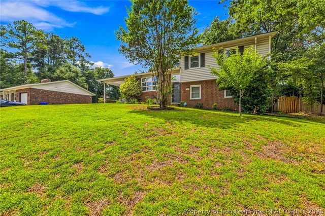 821 Edenwood Drive, Fayetteville, NC 28303