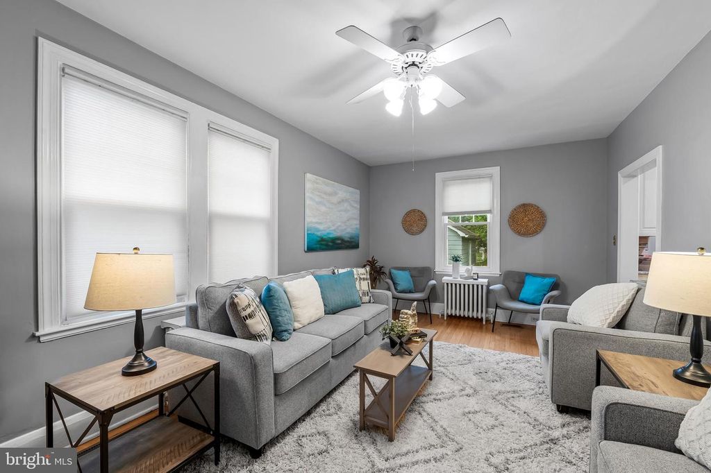 Image 18 of property listing at 529 OVERBROOK RD, Baltimore, MD 21212