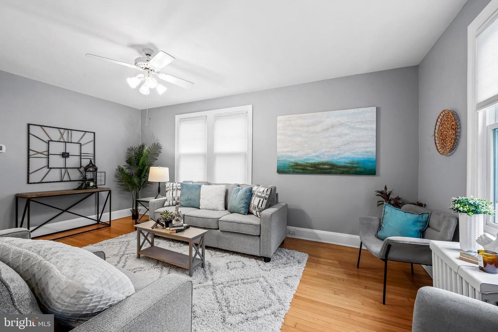 Image 19 of property listing at 529 OVERBROOK RD, Baltimore, MD 21212