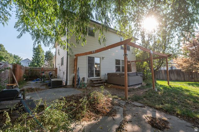 1224 N LEWIS PEAK DR, Ogden, UT 84404