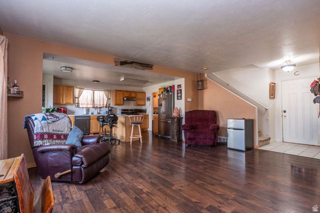 1224 N LEWIS PEAK DR, Ogden, UT 84404