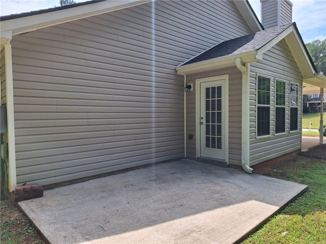 215 Oak Hill Drive, Covington, GA 30016
