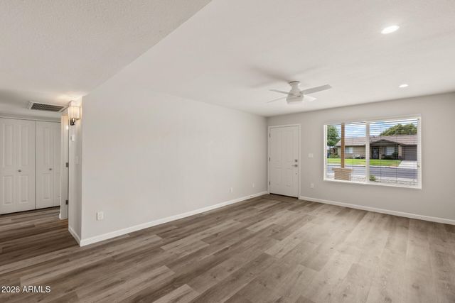 224 E OXFORD Drive, Tempe, AZ 85283