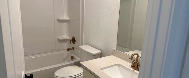 14161 Gallatin Street, Pilot Point, TX 76258