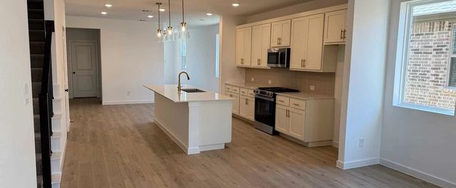 14161 Gallatin Street, Pilot Point, TX 76258