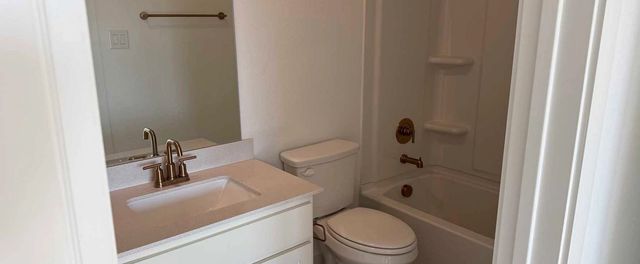 14161 Gallatin Street, Pilot Point, TX 76258