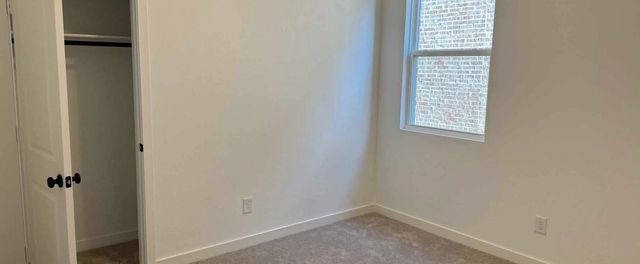 14161 Gallatin Street, Pilot Point, TX 76258