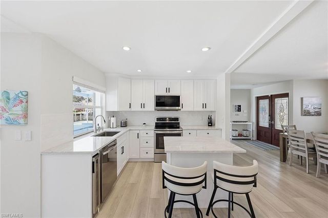 799 Caribbean CT, Marco Island, FL 34145
