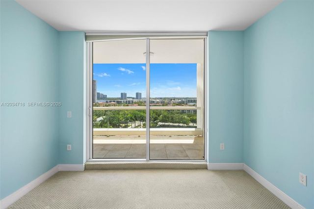 6000 Island Blvd 1002, Aventura, FL 33160