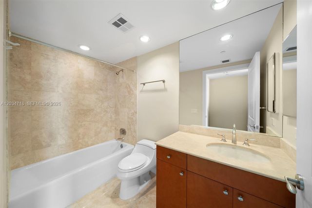 6000 Island Blvd 1002, Aventura, FL 33160