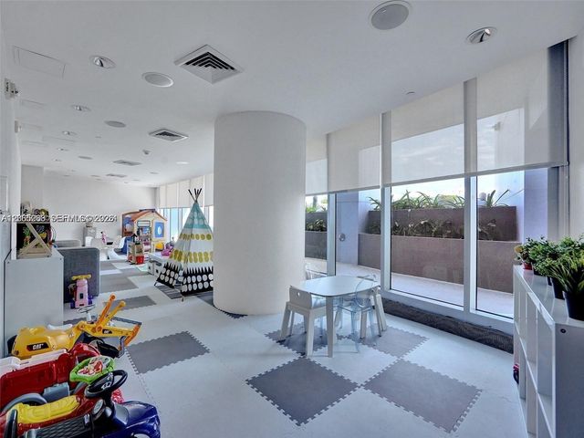 17001 Collins Avenue 1908, Sunny Isles Beach, FL 33160