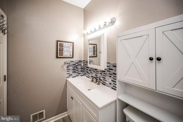 35311 WILDERNESS SHORES WAY, Locust Grove, VA 22508