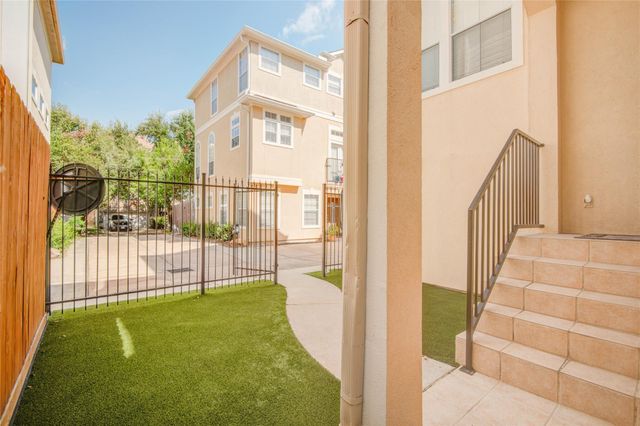 5417 Lillian Street, Houston, TX 77007