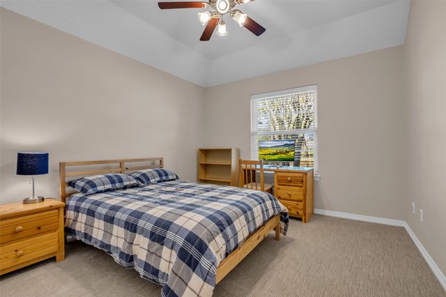 11811 Lakewood Crossing Drive, Tomball, TX 77377