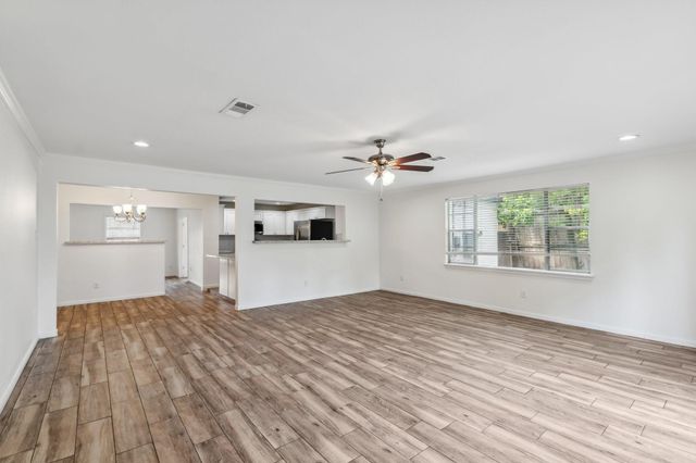 6038 Woodbrook Lane, Houston, TX 77008