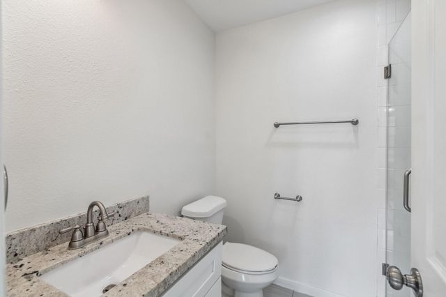 6038 Woodbrook Lane, Houston, TX 77008