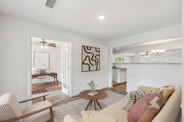 6038 Woodbrook Lane, Houston, TX 77008