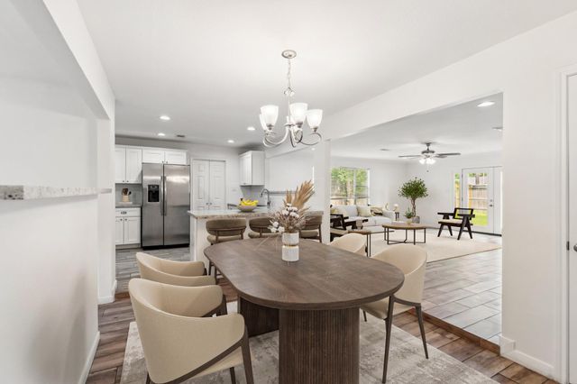 6038 Woodbrook Lane, Houston, TX 77008
