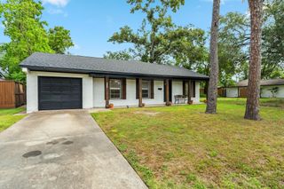6038 Woodbrook Lane, Houston, TX 77008