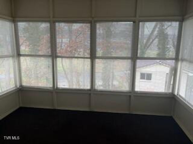 3300 Grandview Drive, Kingsport, TN 37660