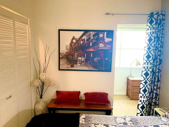 116 Canterbury E, West Palm Beach, FL 33417