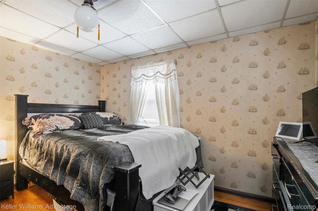 2085 Thomas Street, Lincoln Park, MI 48146