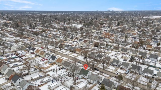 2085 Thomas Street, Lincoln Park, MI 48146