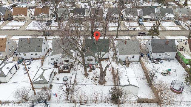 2085 Thomas Street, Lincoln Park, MI 48146
