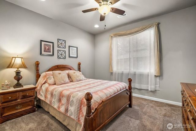 14110 Overlook Drive E, Bonney Lake, WA 98391