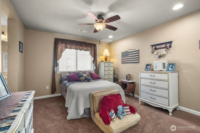 14110 Overlook Drive E, Bonney Lake, WA 98391