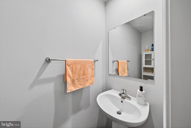 264 SALIDA TRL, Martinsburg, WV 25403