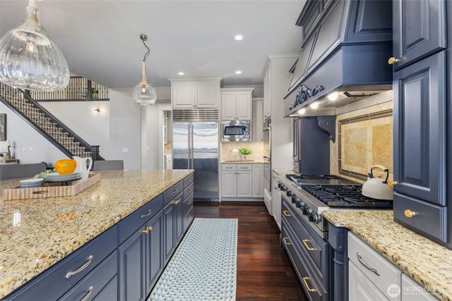 5726 251st Court NE, Redmond, WA 98053