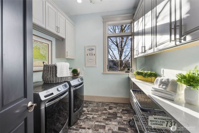 5726 251st Court NE, Redmond, WA 98053