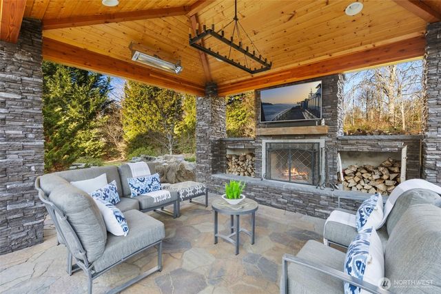 5726 251st Court NE, Redmond, WA 98053