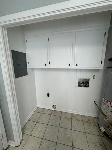 13 North, Hattiesburg, MS 39402