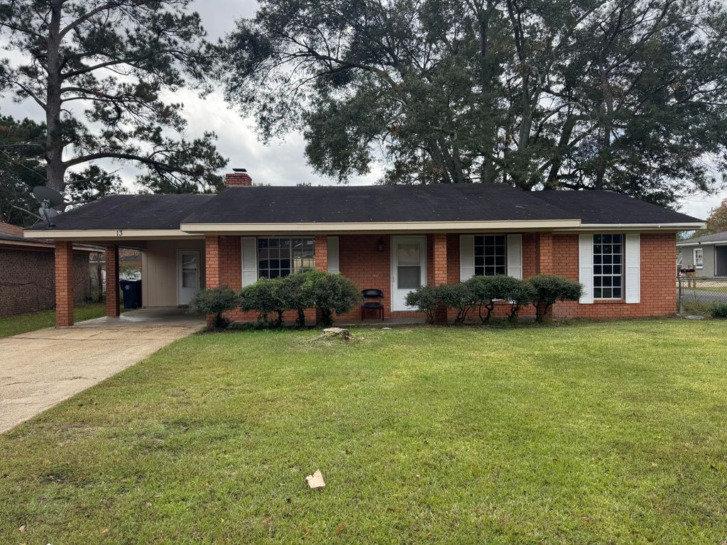 13 North, Hattiesburg, MS 39402