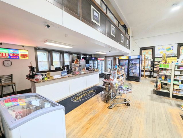 537 Railroad Street, St. Johnsbury, VT 05819