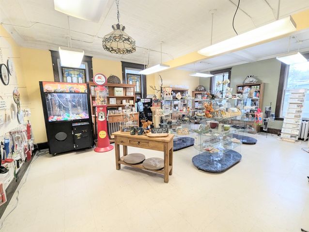 537 Railroad Street, St. Johnsbury, VT 05819