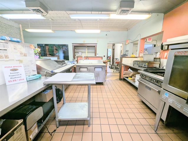 537 Railroad Street, St. Johnsbury, VT 05819