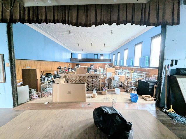 537 Railroad Street, St. Johnsbury, VT 05819