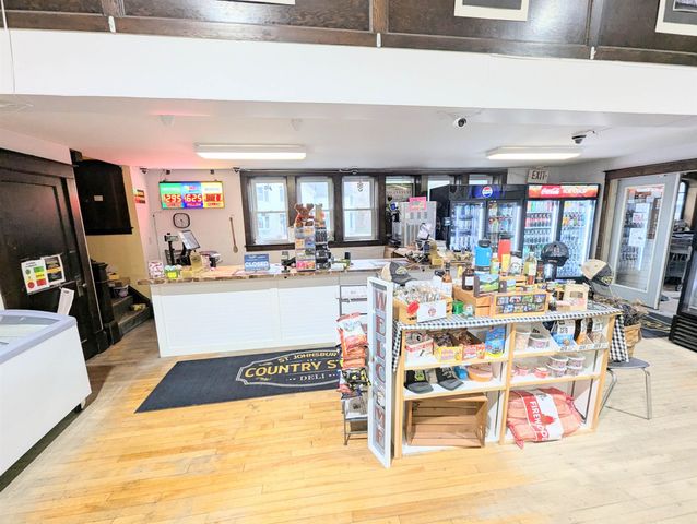 537 Railroad Street, St. Johnsbury, VT 05819