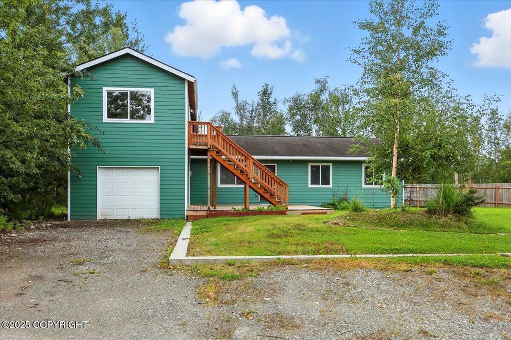 2050 E Totem Road, Wasilla, AK 99654