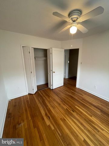 122 E ROSEMONT AVE, Alexandria, VA 22301