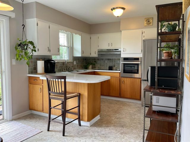 6389 Ambleside Drive, Columbus, OH 43229