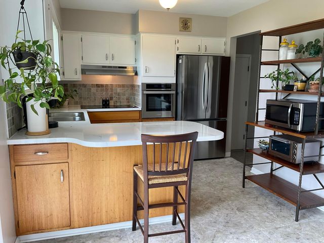 6389 Ambleside Drive, Columbus, OH 43229