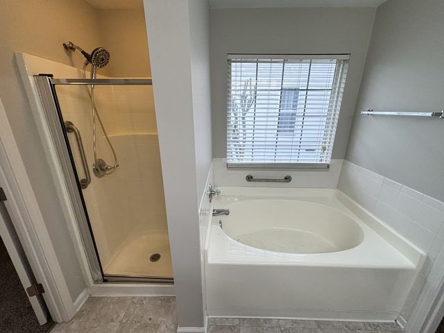 2220 Green Trails Dr, Antioch, TN 37013