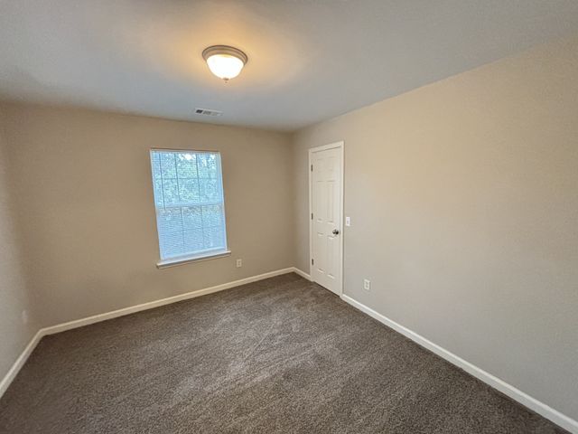 2220 Green Trails Dr, Antioch, TN 37013